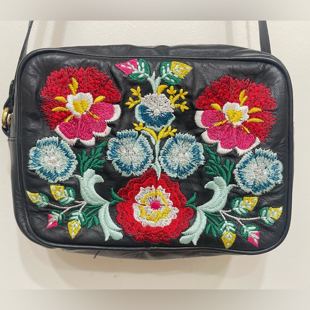 Topshop Black Color Flower Shoulder Bag